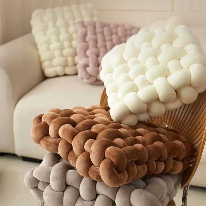 Aesthetic Knot Plush Cushion Nordic Weave Stuffed Pillow Sofa Decorative Modern Pillow Soft Office Chair Floor Cushion Decor H260323