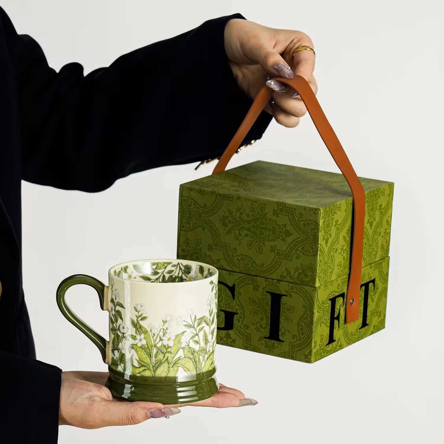 High-value ins style mug design lily of the valley flower blooming cup ceramic water cup home office coffee cup H260323