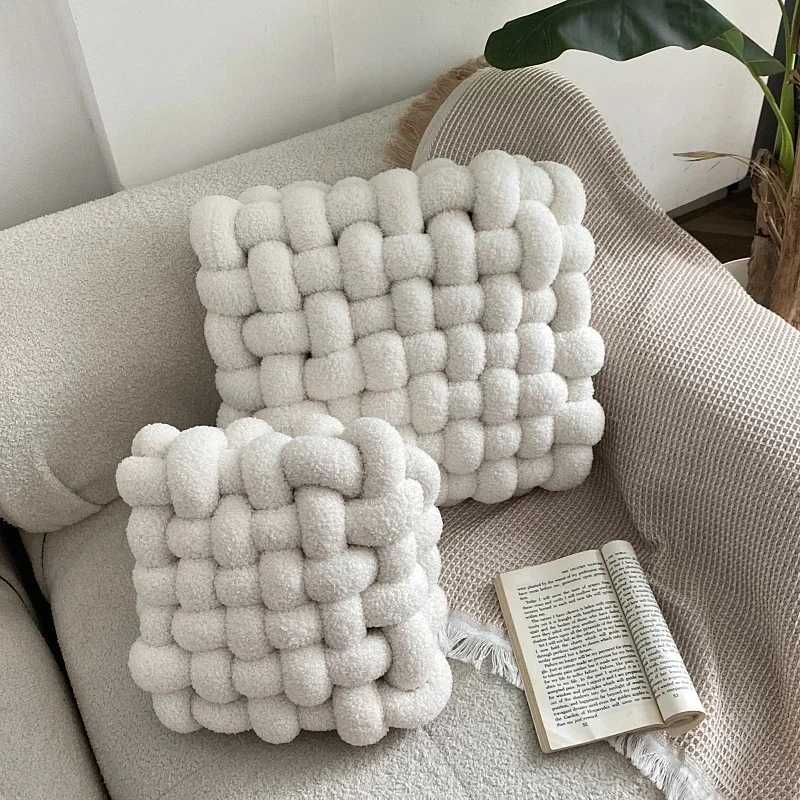 Ins High-end Living Room Home Decorative Throw Pillows Soft Pillow Lamb Fleece Back Cushion Soft Comfortable Chair Seat Cushion H260323