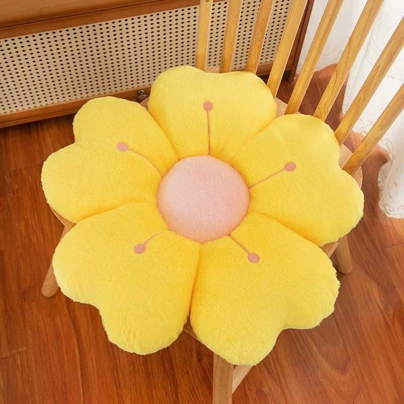 Flower-Shaped Plush Throw Pillow - Comfortable and Cute Mattress and Sofa Decor Cushion Chair Cushion floor cushion H260323