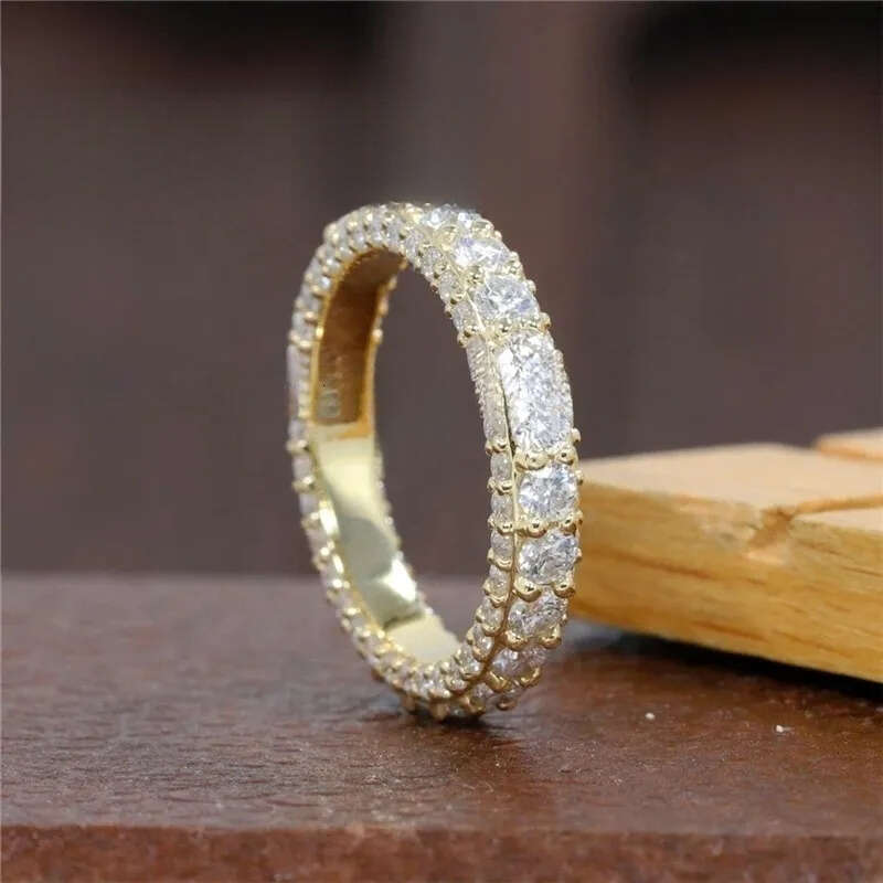Factory Wholesale Handmade Wedding Band Classic Design 9K Gold Lab Grown Diamond Jewelry Women Real Moissanite Ring