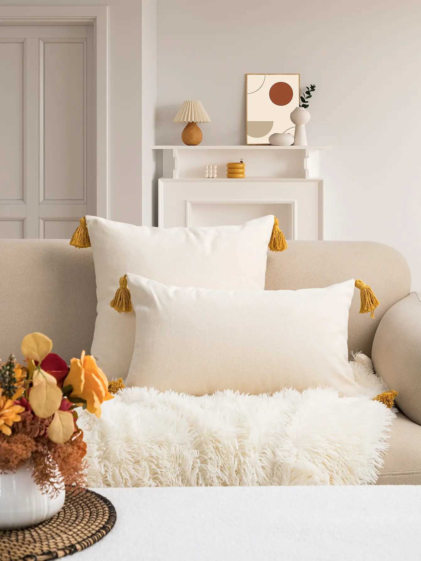 A yellow sun pattern pillowcase cover made of Bohemian cotton sail fabric with tufting technology for sofas bedroomsbed H260323