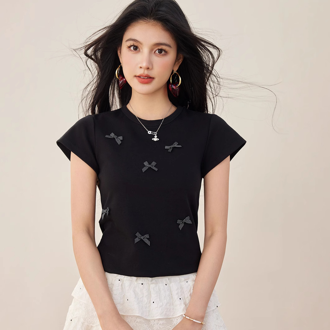 Tmall Brand New Summer High-end Polo Designer Hoodie Top Designer T-shirt With Polka Dot Bow Tie And Short Sleeves Women's T-shirt