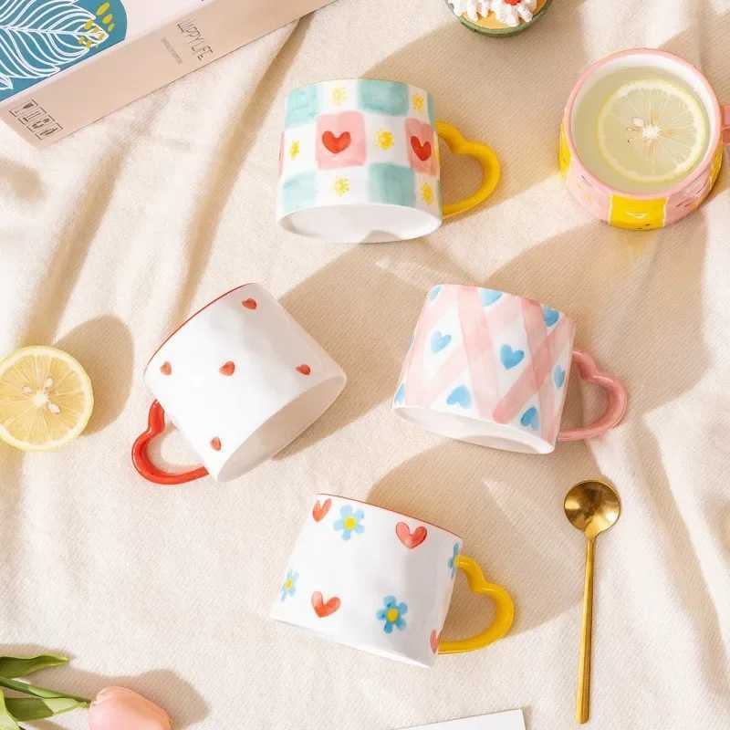 300ML Ceramic Mug with Spoon Cute Ins Style Hand-Painted Love Heart Coffee Breakfast Milk Tea Mug Festival Cups Wedding Gift H260323