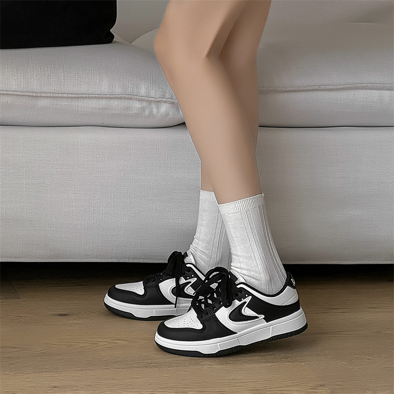 2026 new casual and fashionable versatile sports designer shoes anti slip breathable comfortable running classic sneakers for women