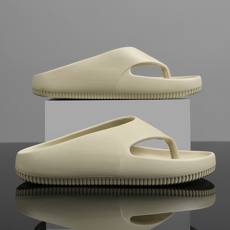 2026 Summer New Fashion and Casual Trendy Letter Designer Slippers Outdoor Home Classic Flip Flops Beach Shoes for Women
