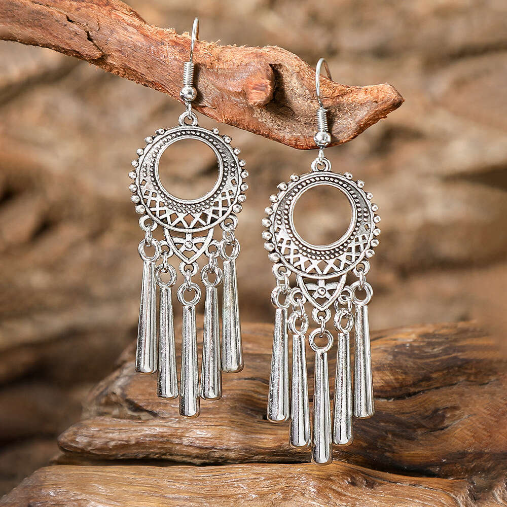New accessories: floral Miao Bohemian alloy earrings, ethnic style popular earrings wholesale