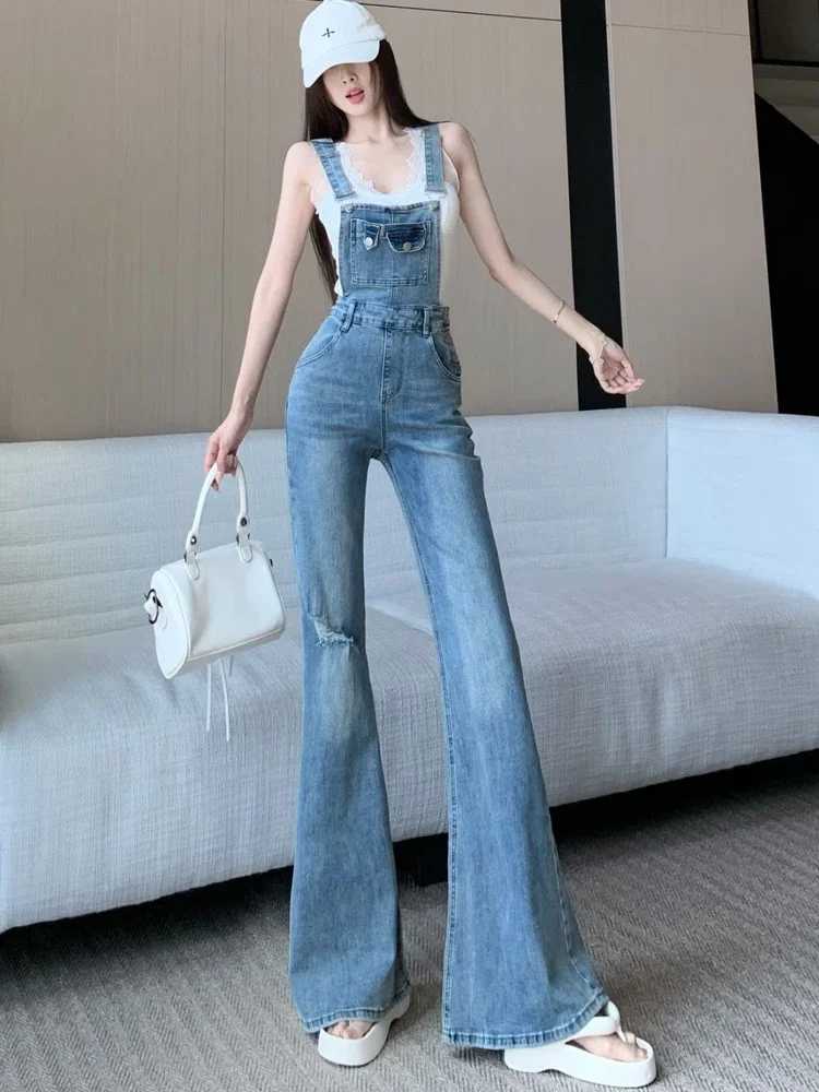 Retro ripped denim cowboy overalls women in summer slimming design versatile commuting casual and fashionable pants M260323
