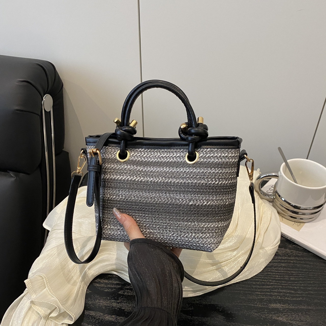 Summer Foreign Style Handbag Handbag Color Simple Underarm Bag Fashion Small Tote Cross-Body Bag 2026s hot