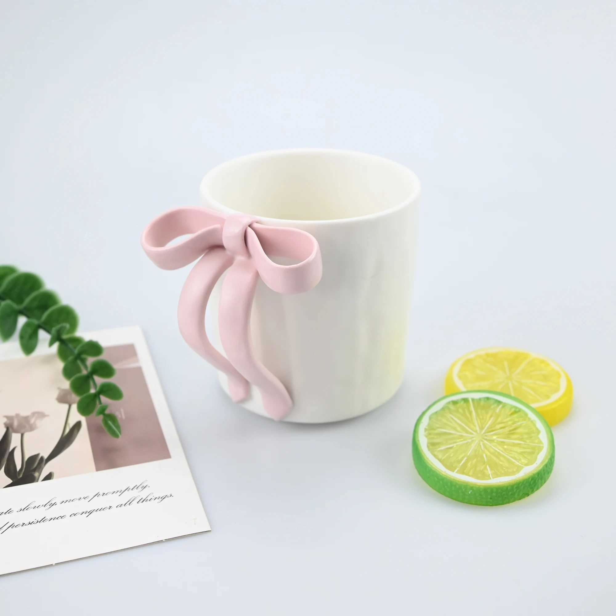 1pc Bow Shaped Mug Pink Three-Dimensional Bow Shaped Coffee Cup High Aesthetic Value Design Sense H260323