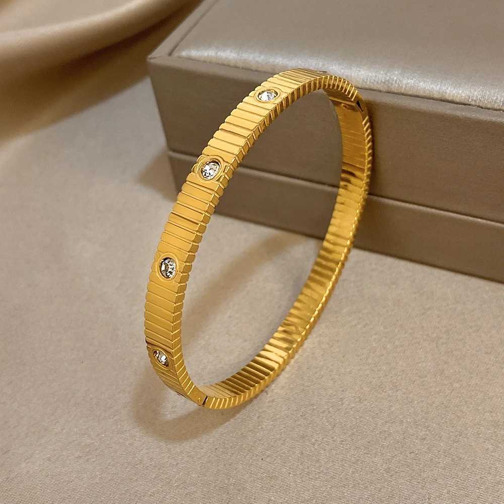 Minimalist Stainless Steel Striped Round Women Luxury Zircon Geometry Cuff Spring Bangle Waterproof Jewelry Gift New H260323 - view 5
