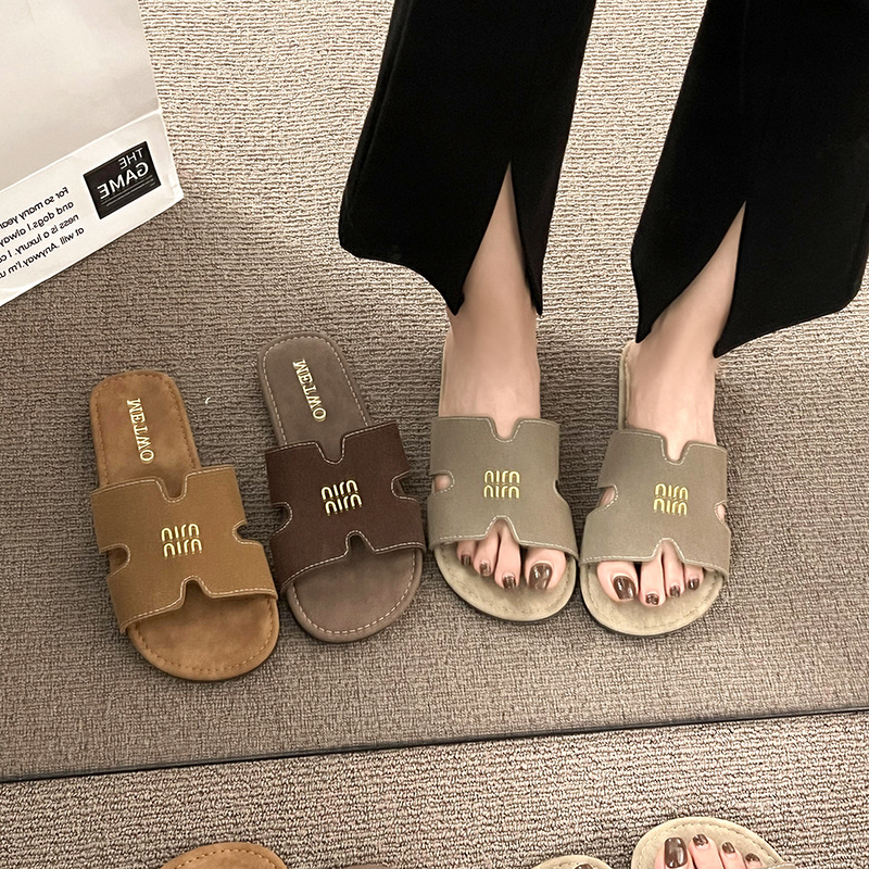 2026 Hot Free Shipping Summer Outdoor Versatile Retro Designer Slippers Fashion Casual Ventilate Beach Shoes for Women