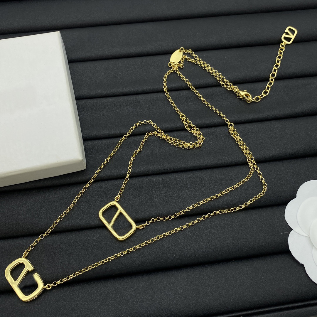 Designer Necklace Letter Pendant High Quality Gold Choker Chain Crystal Pearl Necklace Wedding Jewelry Gift with Box