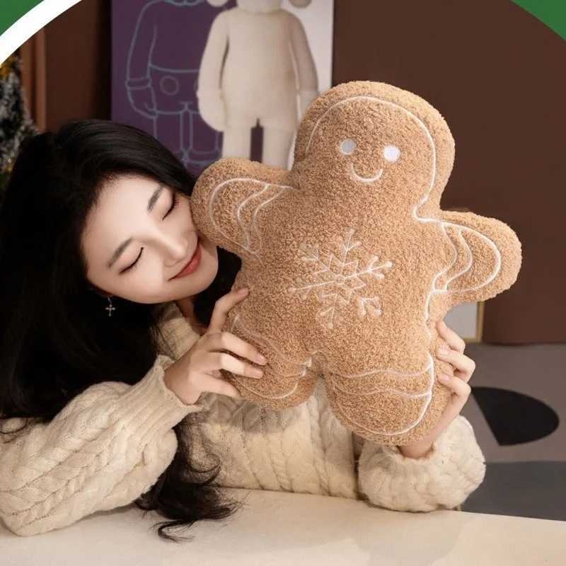 New Christmas Gingerbread Man Snowflake Snow House Cushion Decoration Sofa Living Room Bedhead Sleep Companion Gift Delivery H260323