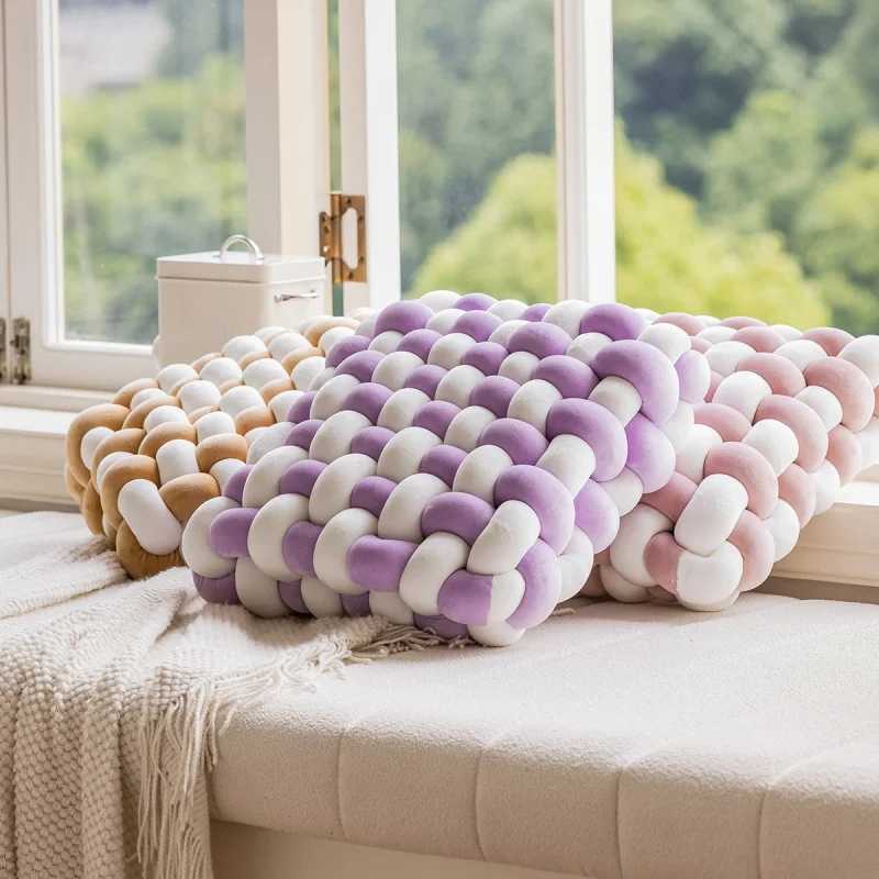 New Square-shaped Home Woven Cushion Suitable for Sofas Bay Windows and as a Decorative Pillow or Backrest for Beds H260323