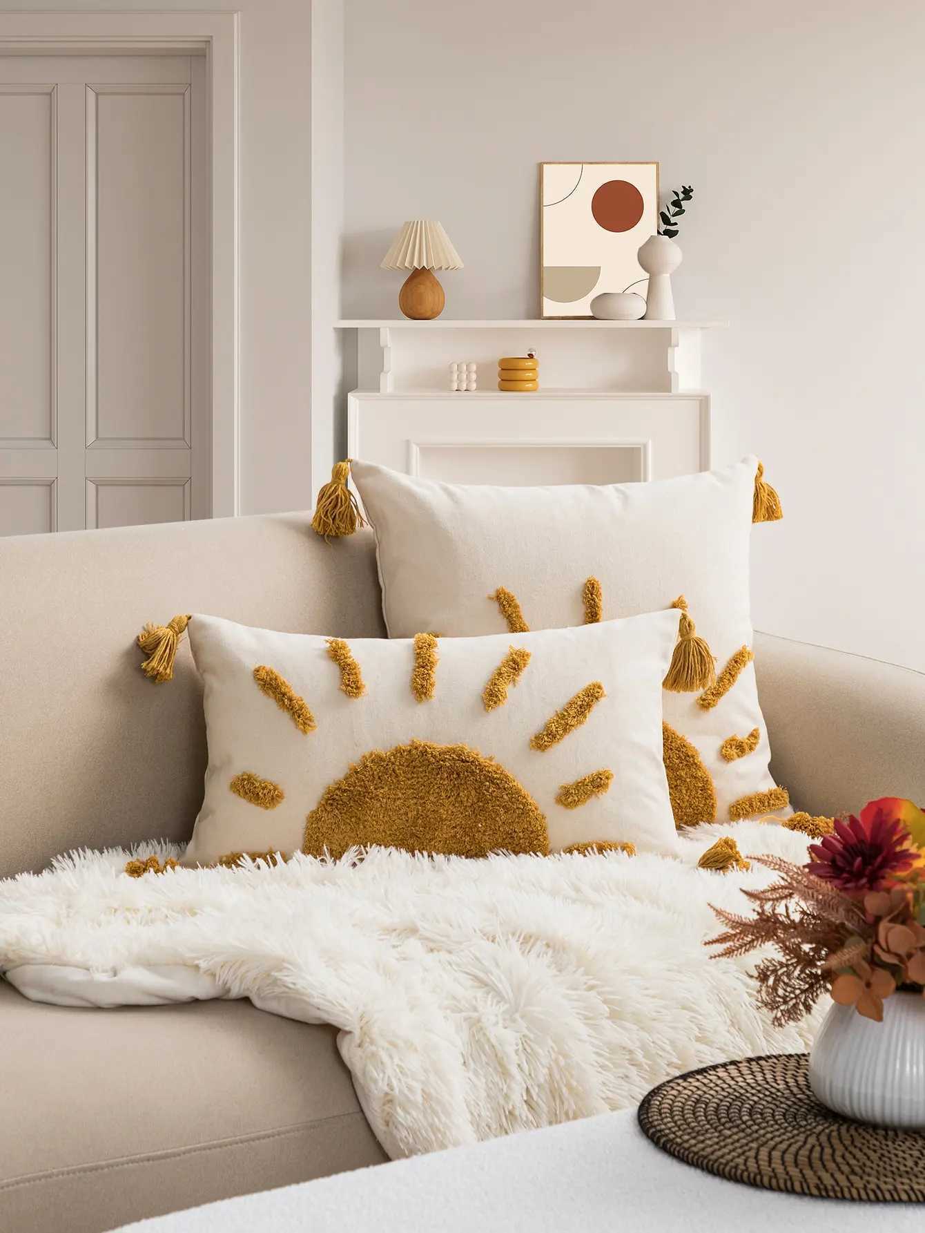 A yellow sun pattern pillowcase cover made of Bohemian cotton sail fabric with tufting technology for sofas bedroomsbed H260323