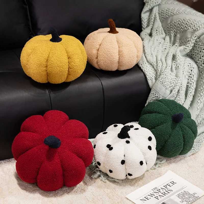 Cute Pumpkin Throw Pillow/Cushion 3D Holiday Pillow Polka Dot Pumpkin Pillow Fluffy Filling Pillow Plush Pillow Holiday H260323