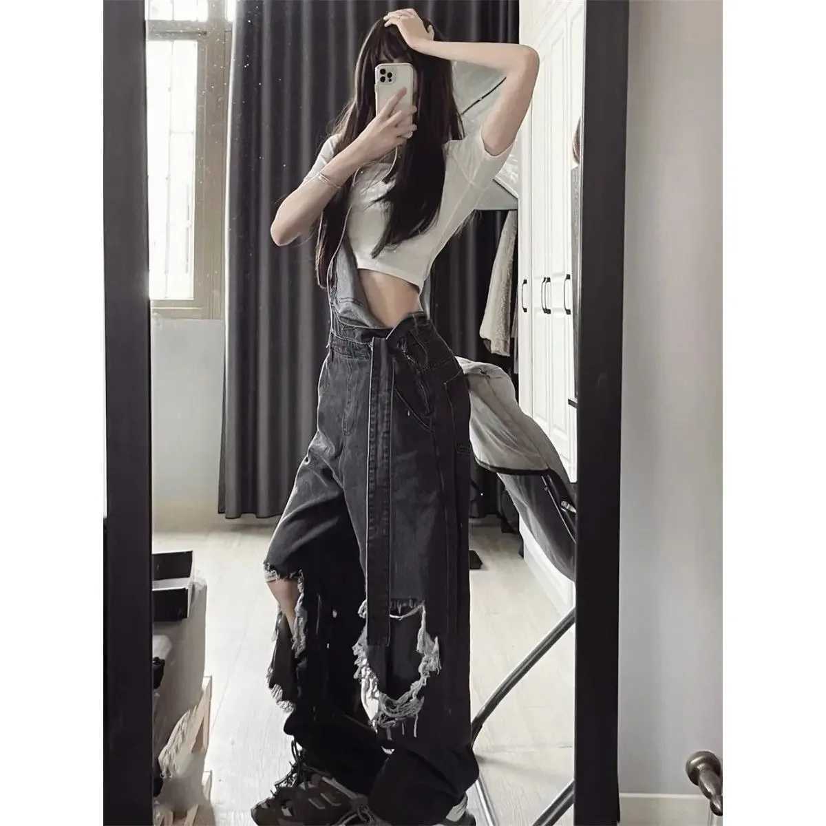 Denim Overalls Women Jeans Spring and Autumn New Fashion Distressed Retro Ripped Jeans Pant Loose Casual Jumpsuits Women Rompers M260323