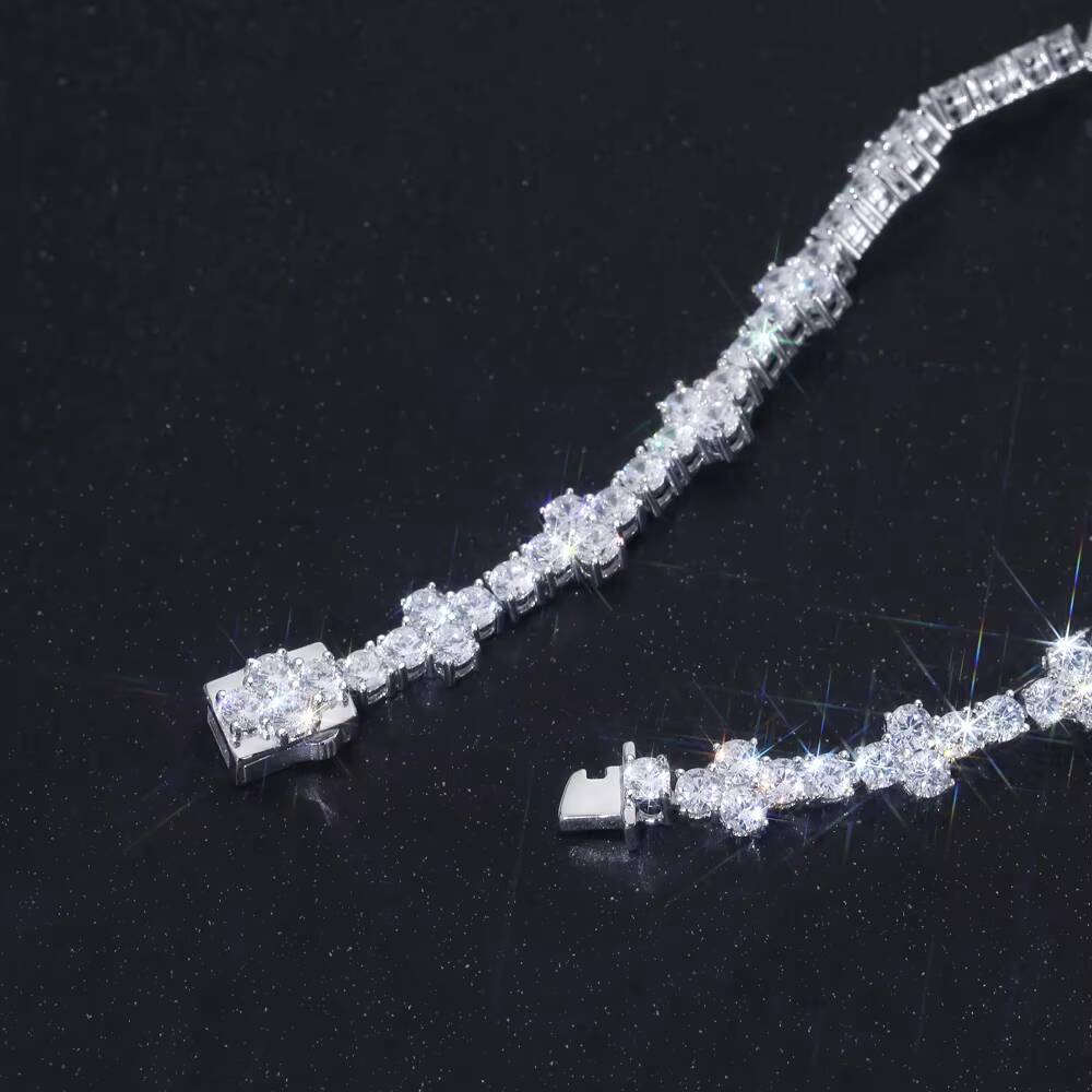 Wholesale Custom Fashion 925 Silver Lab Diamond GRA Moissanite Zircon Four-leaf Clover Tennis Sterling Bracelet