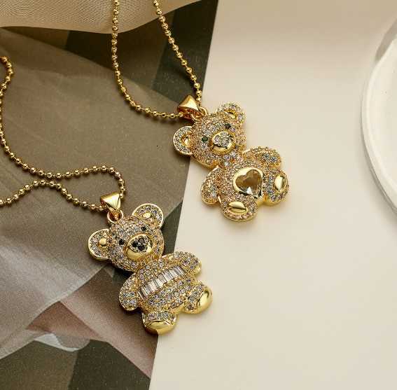 European and American niche copper-zirconium small bear pendant necklace for women, suitable for Instagram, cute style, versatile H260323