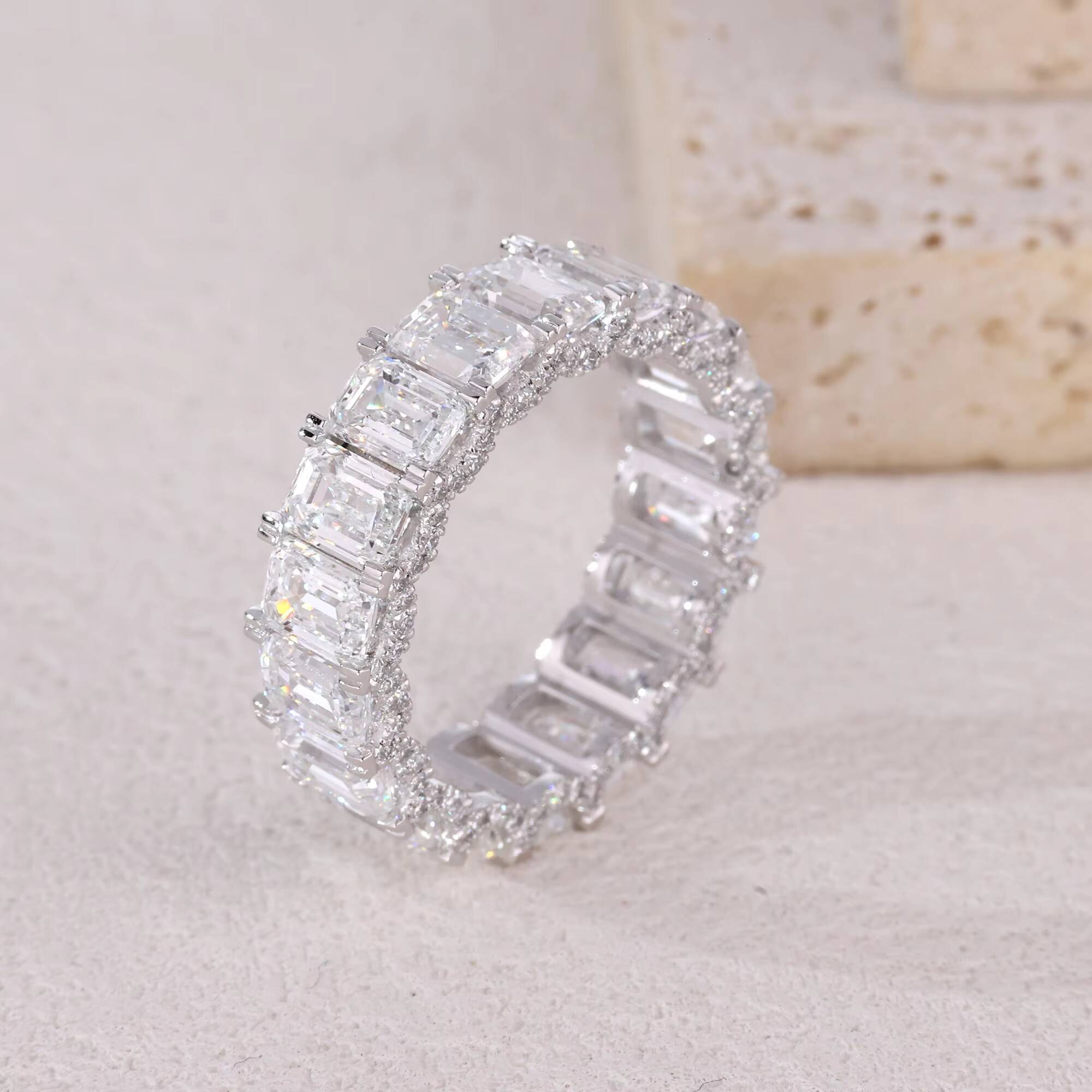 Custom Artic Jewellery Platinum Engagement Rings RD2728 IGI-Certified Lab Grown Emerald Cut Diamonds Christian Classic Fast
