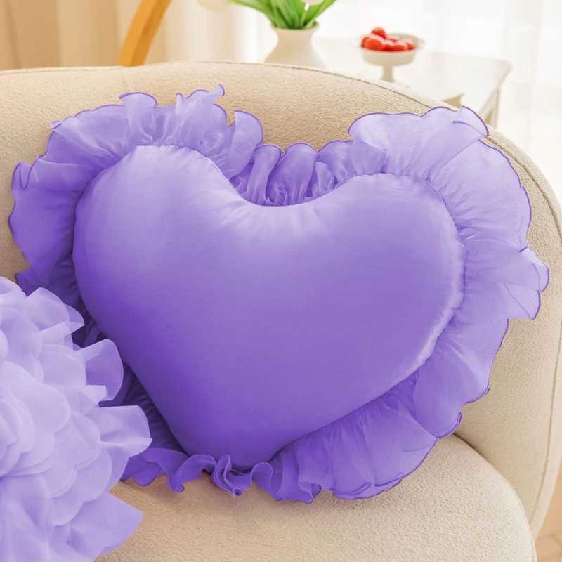 New Ruffled Love Pillowcase Heart-shaped Sofa Bed Waist Cushion Cover Cute Home Kidss Room Wedding Valentines Day Decoration H260323