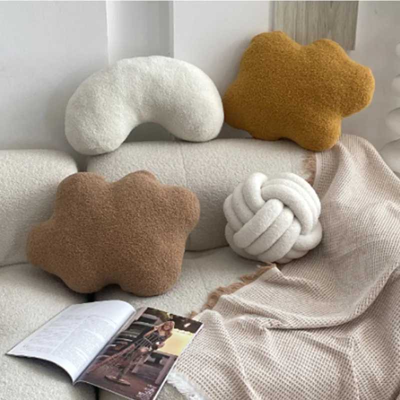 1PC Nordic Wool Roll Oil Painting Board Plush Pillow Sofa Ball Soft Cushion Throw Couch Home Decor Bedroom Drop Toy Elastic Gift H260323