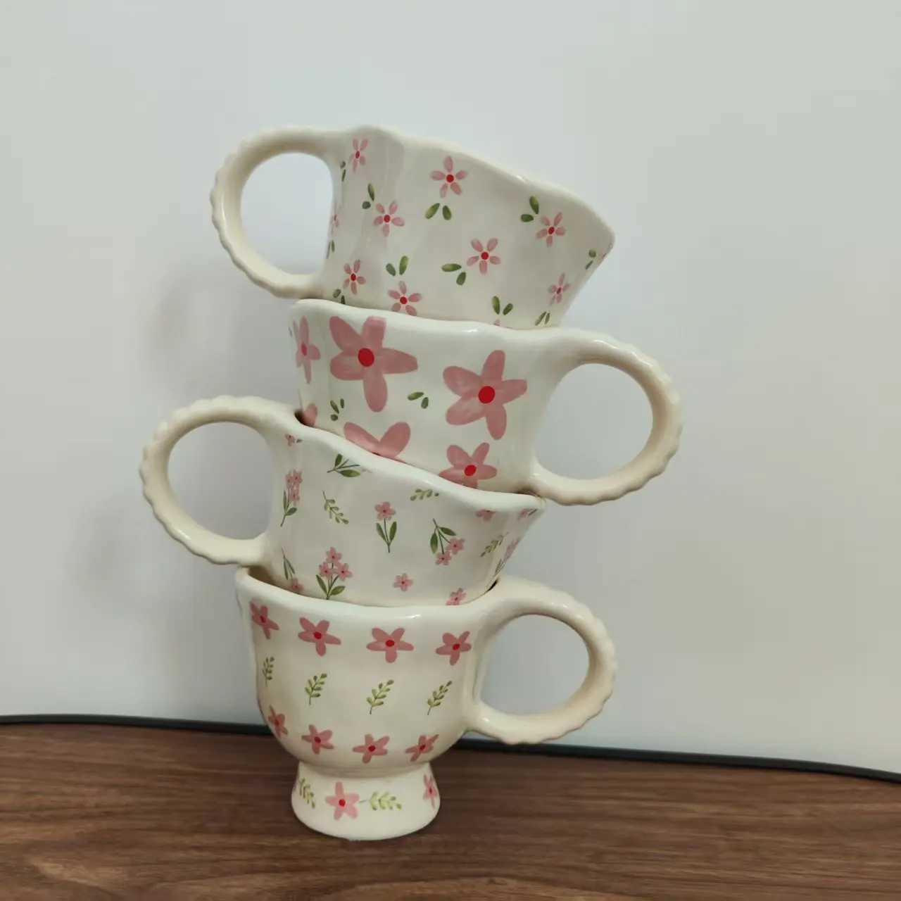 1pcFloral patternHand-kneadedFlowerFresh and elegantMugCoffee cupGobletFrench-styleUnderglaze colorHua Hua H260323