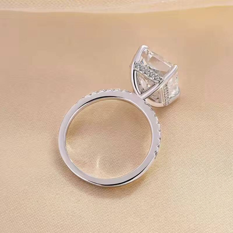 MaiYi Radiant Cut Lab Grown 1-5 Ct Diamond Ring 14K/18K Gold 4 Prong Pave IGI Certified D-G Color VVS1-VS2 Diamond Rings