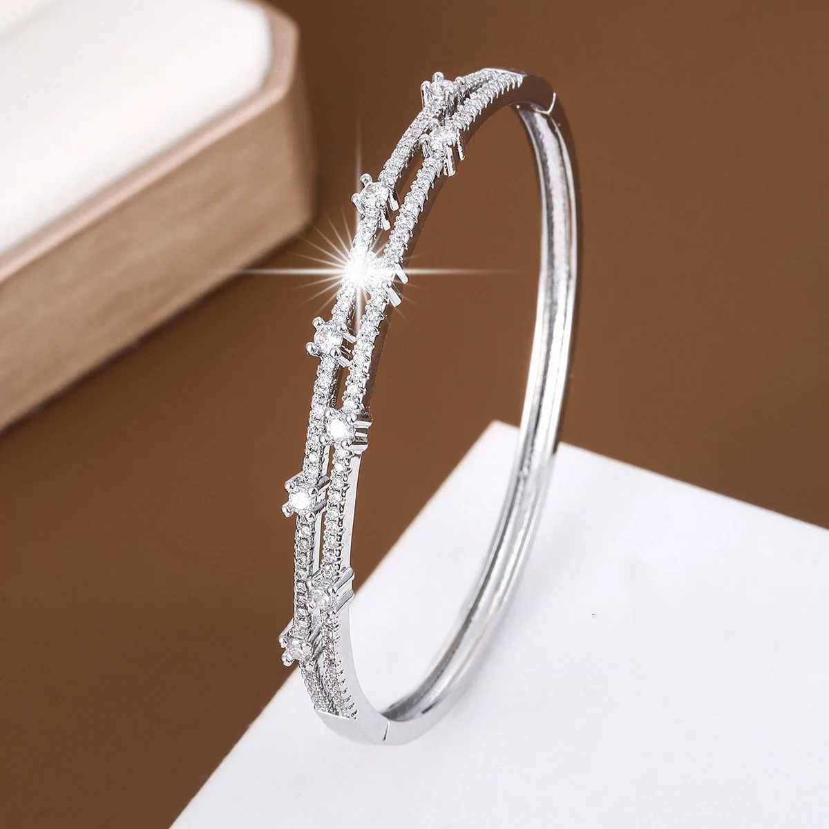 Fashionable Geometric Design Synthetic Zirconia Womens For Banquets And Gift-Giving Jewelry Accessories H260323 - view 3