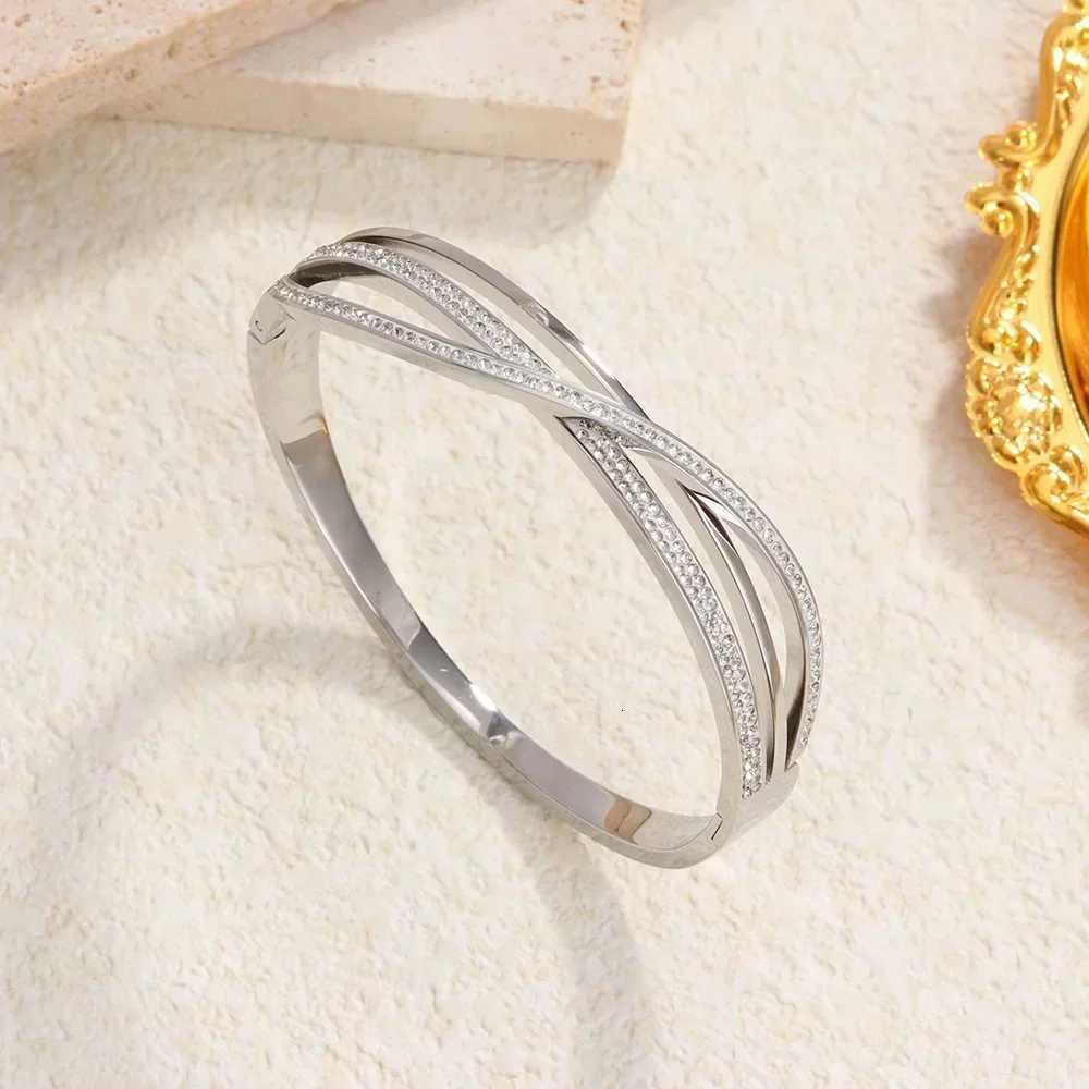 Stainless Steel Cross Zircon Luxury Gold Plated Jewelry Bangles Womens Jewelry Wrist Accessories Mothers Day Gift H260323 - view 5