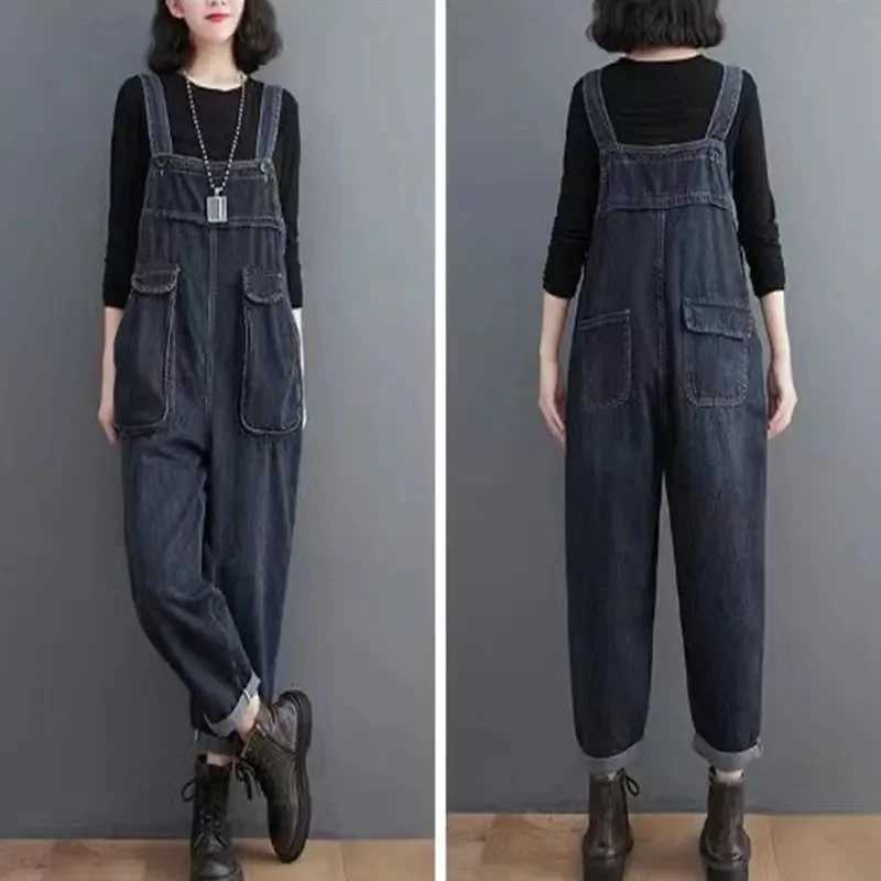 Korean version Denim Overalls Womens Autumn/winter 2025 New Solid color Large pocket Loose Straight Leg Jumpsuit Pants Female M260323