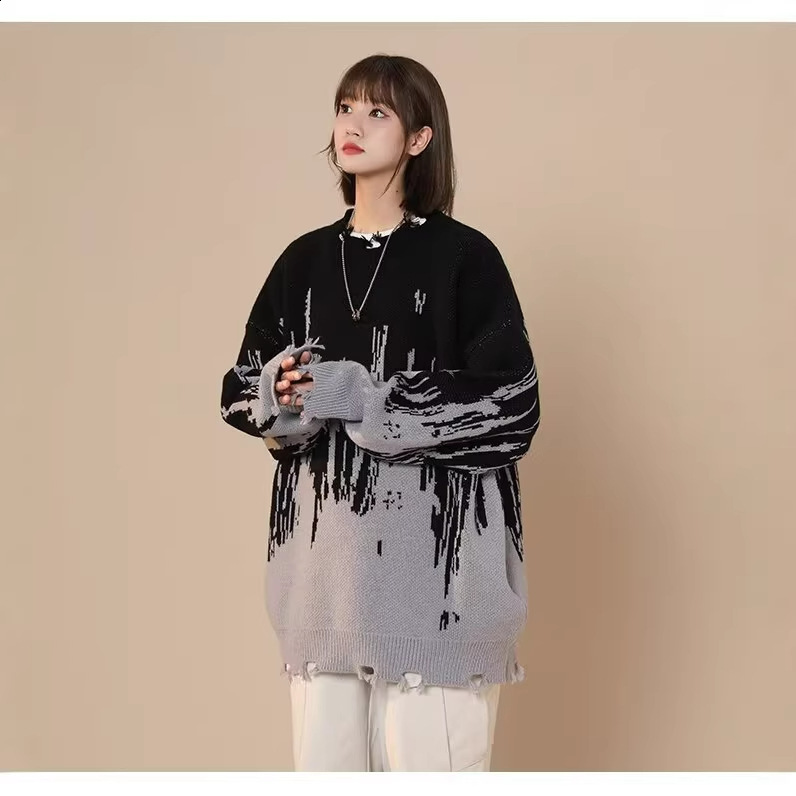 ExpertDesigned knitwear for both men and women twotone patchwork sweater with a highend feel suitable for outerwear 241010