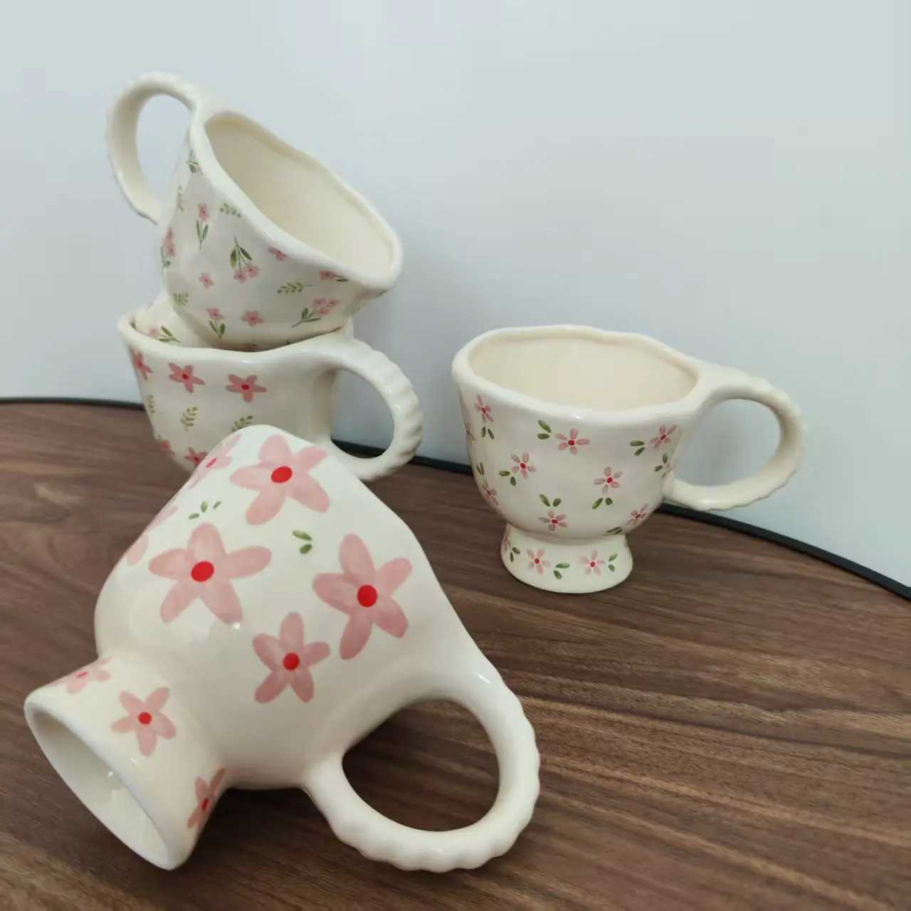 1pcFloral patternHand-kneadedFlowerFresh and elegantMugCoffee cupGobletFrench-styleUnderglaze colorHua Hua H260323