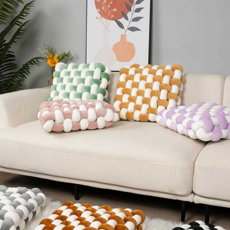 New Square-shaped Home Woven Cushion Suitable for Sofas Bay Windows and as a Decorative Pillow or Backrest for Beds H260323