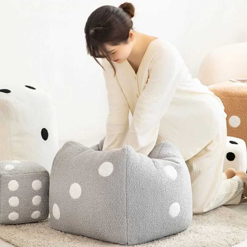 Game Dice Sitting Cushion Nordic Sofa Throw Pillow Comfortable Chair Cushion Cotton PP Stuffed Leg Pillow Living Room Decoration H260323