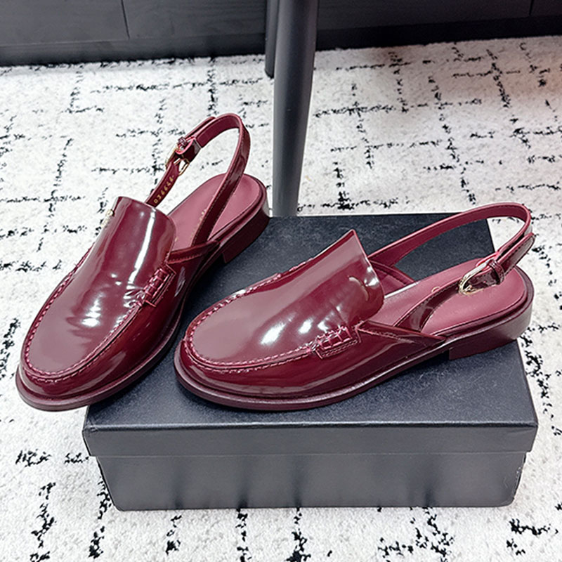 26SS Women burgundy Slingbacks Luxury Designer Woman round toe single shoe Lacquer leather upper metal buckle decoration genuine leather outsole miss slippers