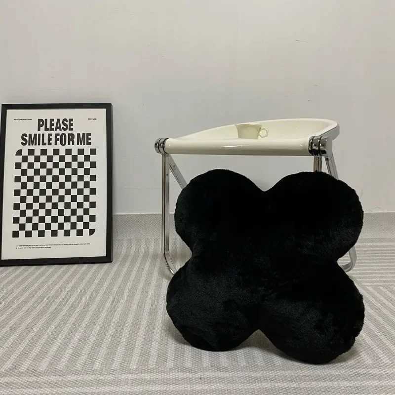 Creative Art Plush Toy Doll Art Flower Throw Pillow Office Student Seat Pillow Bay Window Floor Cushion H260323