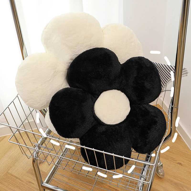 Flower Cushion White Black Flower Pillow Large Sofa Cushions Decorative Cushion Office Chair Sofa Pillow Home Decor H260323