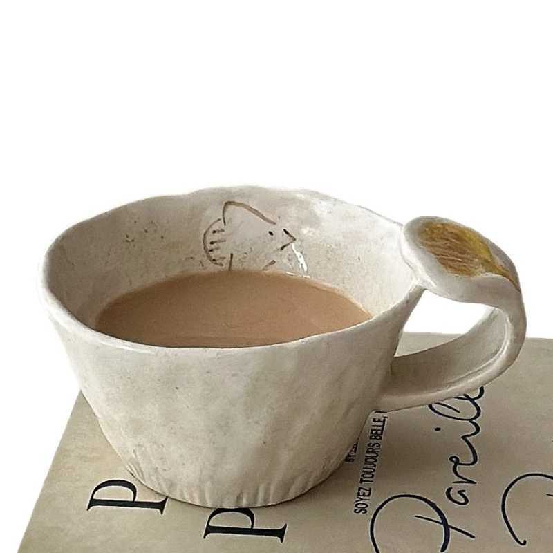Hand Pinched Ceramic Mug Hand Painted Underglaze Bird Flower Vintage Design for Coffee Latte Milk High Aesthetic Gift H260323