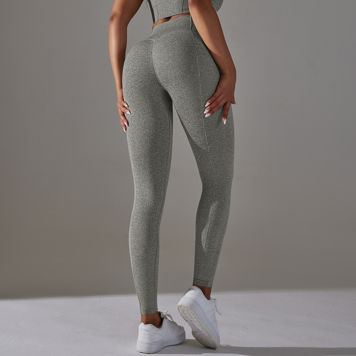 Seamless Knit Polka Dot Jacquard High-Waisted Butt-Lifting Leggings Running and Fitness Set for Women - view 4
