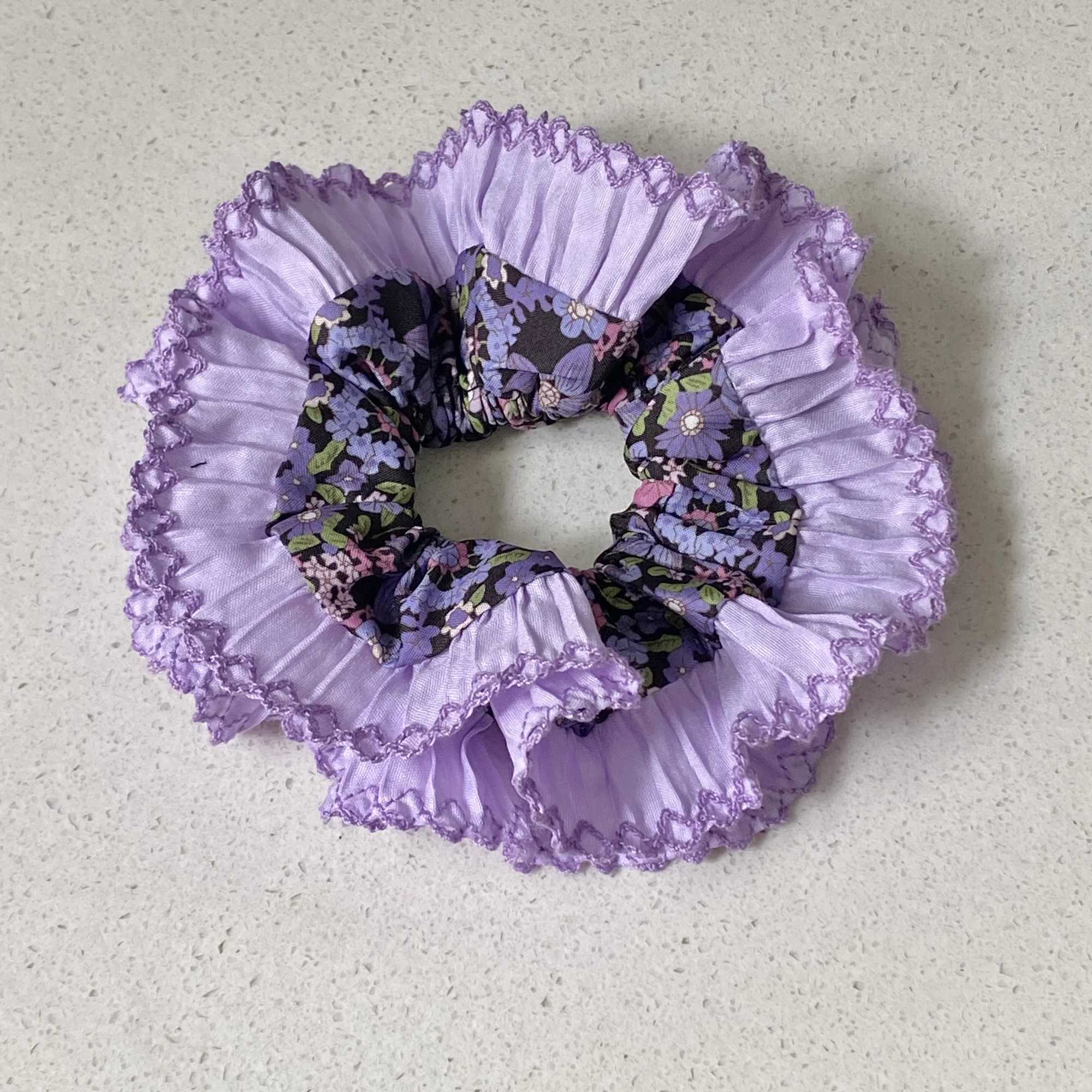 Romantic Vintage Purple Floral Large Intestine Scrunchie Womens Fashionable and Elegant Headwear Suitable for Everyday Life H260324