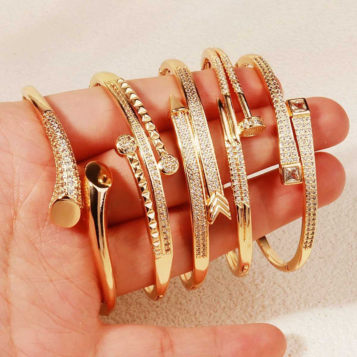 Simple Studded for Women Classic Copper and Zirconium Opening Bangle Daily Jewelry Accessories As Gifts H260323