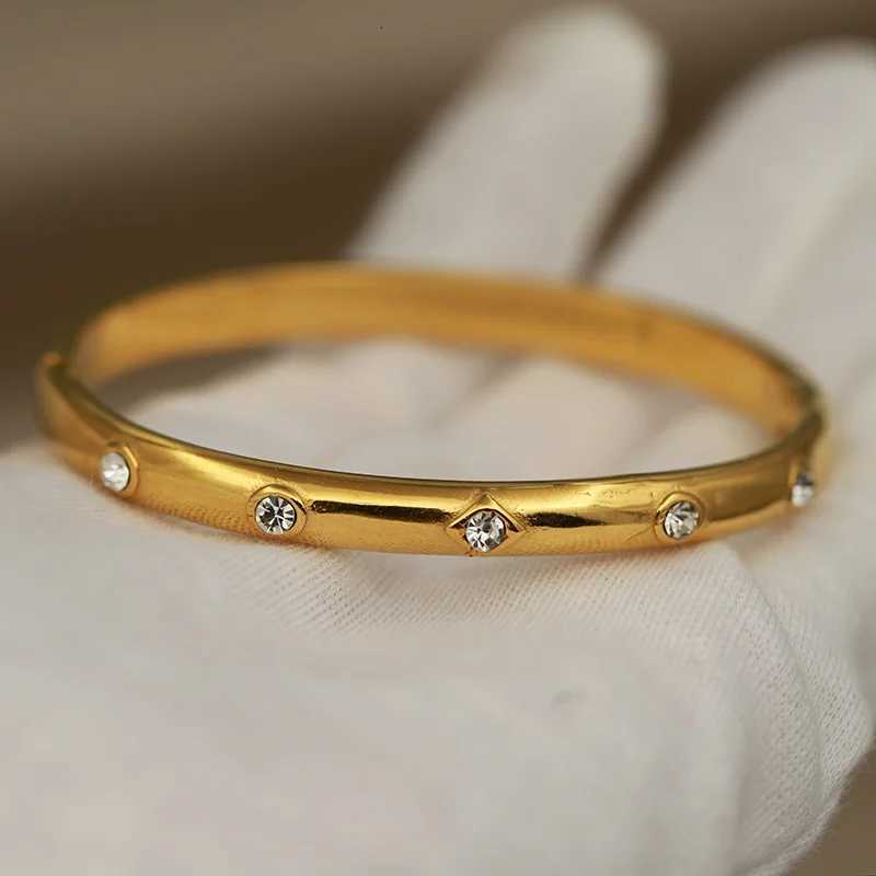 316L Classic Stainless Steel Metal Crystal Bangles for Women for Women Elegant Simple Bangle Wrist Jewelry H260323 - view 6