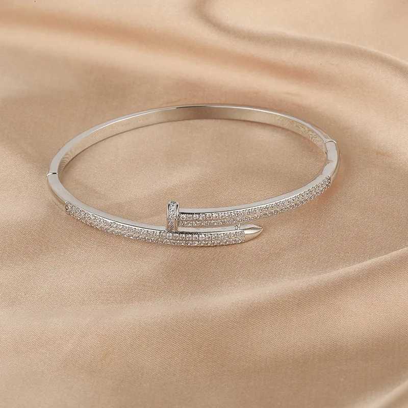 Female Jewelry Trendy Zircon Screw For Women Everyday Party Festive Jewelry And Rings As Gifts H260323 - view 7