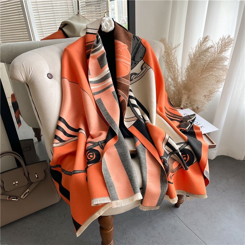 High-quality Women's Scarf Designer Shawl Luxurious Faux-sheepskin Scarf With Exquisite Touch Warm Neck Scarf Stylish And Elegant Accessory