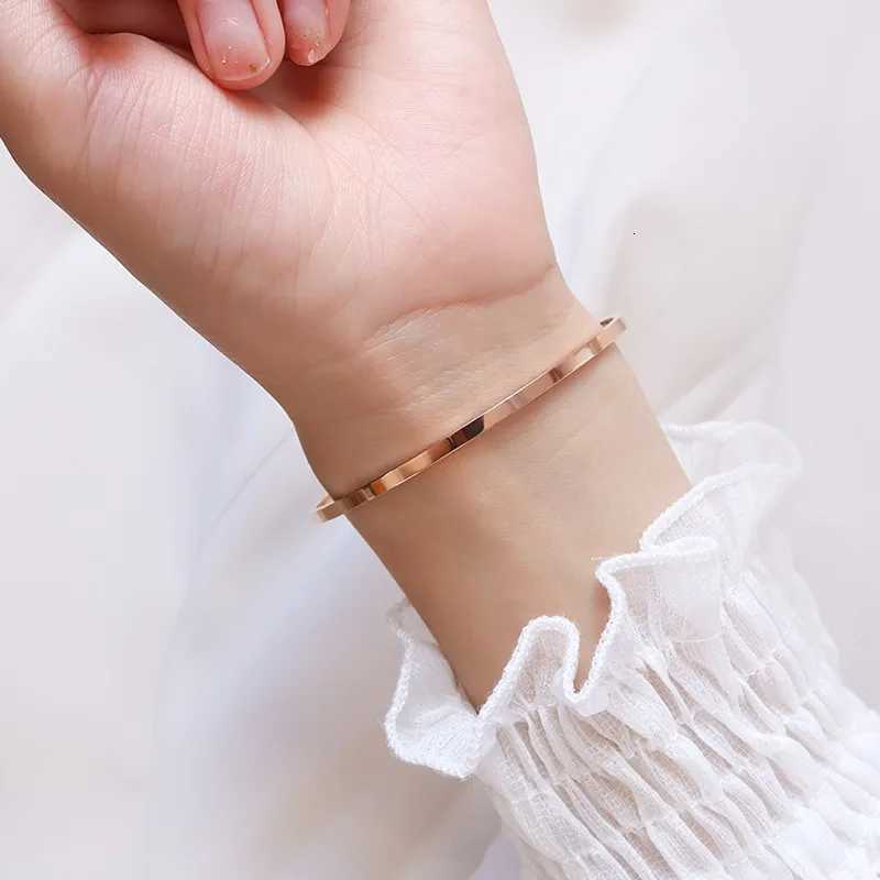 Classic Flat Stainless Steel PVD Gold Rose Gold Color Waterproof 2mm Thin Fashion Accessories New Year Gift For Women H260323 - view 6