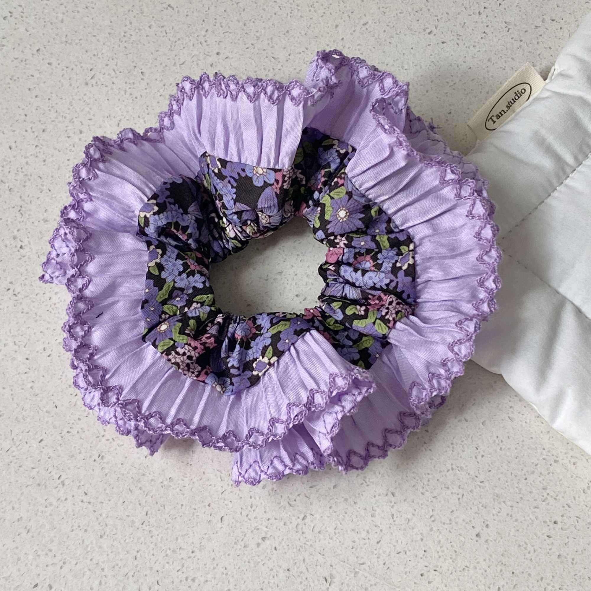 Romantic Vintage Purple Floral Large Intestine Scrunchie Womens Fashionable and Elegant Headwear Suitable for Everyday Life H260324