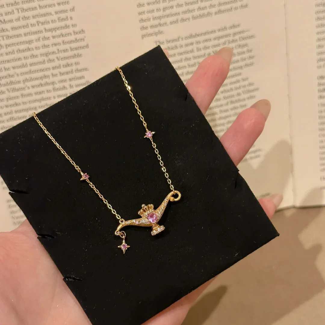 Foydjew Retro Exquisite Jewelry Aladdin Lamp Design Gold Color Pendant Necklaces with Pink Zircon Clavicle Chain For Women H260324 - view 3