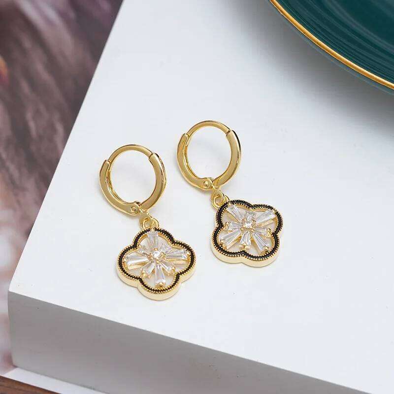 Jewelry Earrings Exquisite Elegant Copper Zircon Four-Leaf Flower Dangle Earrings for Women Girls Golden Anniversary Birthday